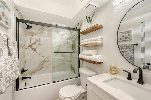Copropriété à louer à Bradenton, Floride: 3 chambres, 148.18 m2 № 2102064 - photo 30