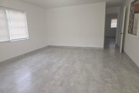 Appartement à louer à Oakland Park, Floride: 2 chambres, 225.2 m2 № 2189900 - photo 9