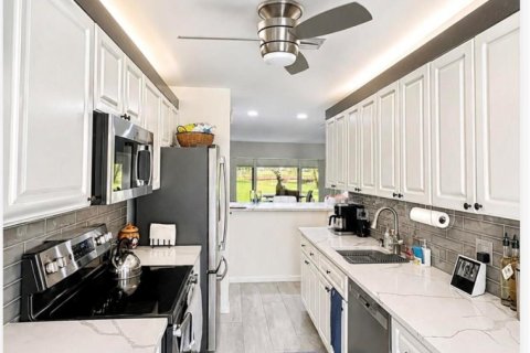 Copropriété à vendre à Boca Raton, Floride: 2 chambres, 132.48 m2 № 2192224 - photo 8