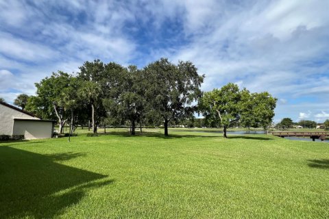 Copropriété à vendre à Boca Raton, Floride: 2 chambres, 132.48 m2 № 2192224 - photo 24