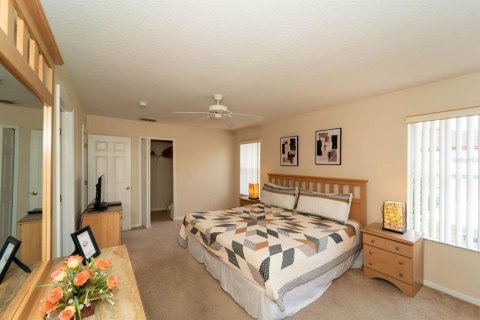 Townhouse in Davenport, Florida 4 bedrooms, 172.43 sq.m. № 1853390 - photo 19