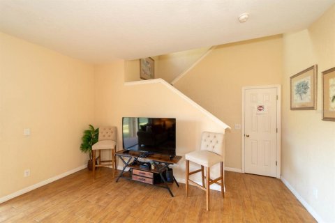 Townhouse in Davenport, Florida 4 bedrooms, 172.43 sq.m. № 1853390 - photo 14