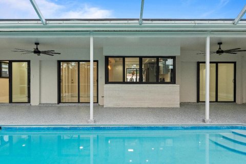 Villa ou maison à vendre à Cooper City, Floride: 4 chambres, 159.51 m2 № 2424788 - photo 21