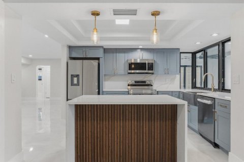Villa ou maison à vendre à Cooper City, Floride: 4 chambres, 159.51 m2 № 2424788 - photo 12