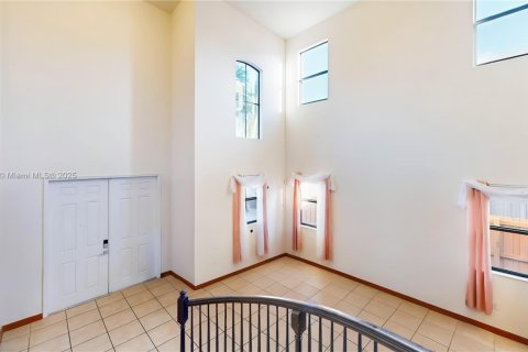 Casa en venta en Homestead, Florida, 5 dormitorios, 343.37 m2 № 1973628 - foto 13