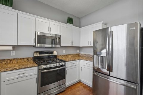 House in Brandon, Florida 4 bedrooms, 240.99 sq.m. № 2238016 - photo 19