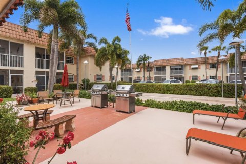 Copropriété à vendre à Pompano Beach, Floride: 2 chambres, 92.9 m2 № 2089398 - photo 18