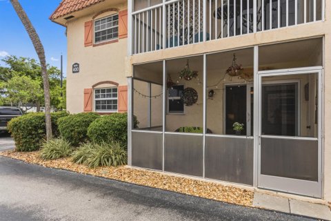 Copropriété à vendre à Pompano Beach, Floride: 2 chambres, 92.9 m2 № 2089398 - photo 21