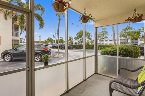 Copropriété à vendre à Pompano Beach, Floride: 2 chambres, 92.9 m2 № 2089398 - photo 24