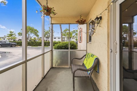 Copropriété à vendre à Pompano Beach, Floride: 2 chambres, 92.9 m2 № 2089398 - photo 23