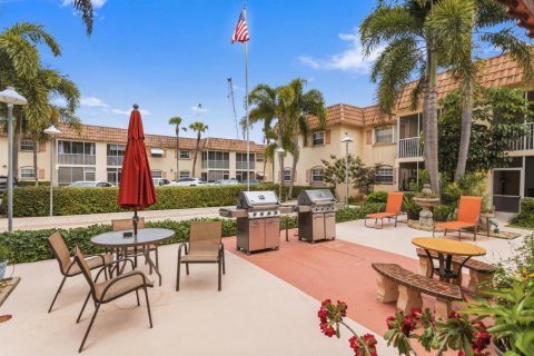 Copropriété à vendre à Pompano Beach, Floride: 2 chambres, 92.9 m2 № 2089398 - photo 19