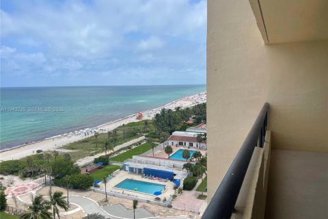 Copropriété à vendre à Miami Beach, Floride: 2 chambres, 96.06 m2 № 1999551 - photo 5