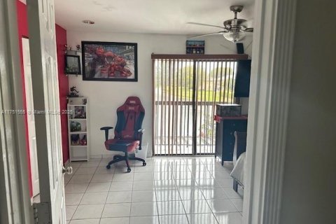 Купить кондоминиум в Хайалиа, Флорида 1 комната, 121.05м2, № 1980192 - фото 16