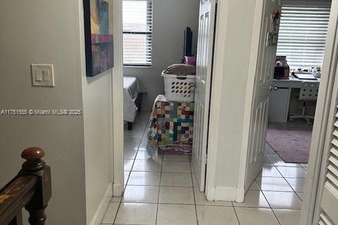 Купить кондоминиум в Хайалиа, Флорида 1 комната, 121.05м2, № 1980192 - фото 21