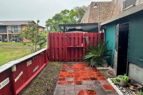 Купить кондоминиум в Хайалиа, Флорида 1 комната, 121.05м2, № 1980192 - фото 12