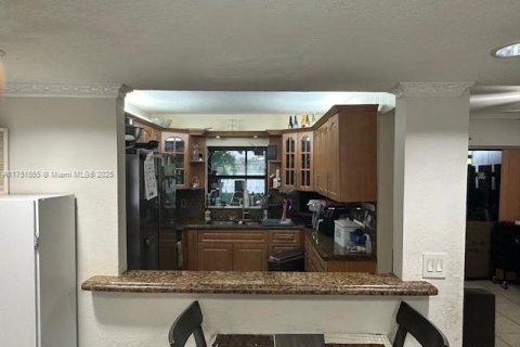 Купить кондоминиум в Хайалиа, Флорида 1 комната, 121.05м2, № 1980192 - фото 6