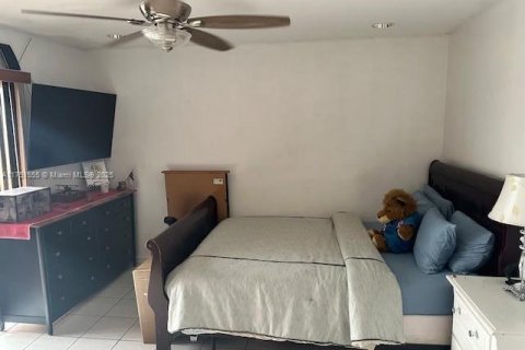 Купить кондоминиум в Хайалиа, Флорида 1 комната, 121.05м2, № 1980192 - фото 17