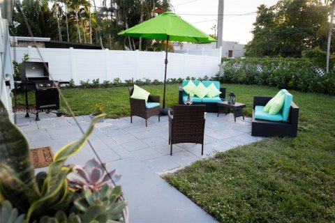 House in Dania Beach, Florida 3 bedrooms, 102.01 sq.m. № 1892501 - photo 30
