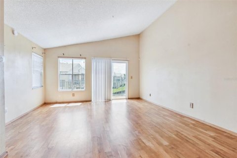 Condo in Orlando, Florida, 2 bedrooms  № 1843895 - photo 12