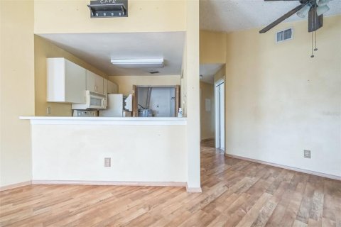 Condo in Orlando, Florida, 2 bedrooms  № 1843895 - photo 7