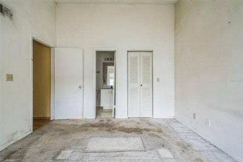 Condo in Orlando, Florida, 2 bedrooms  № 1843895 - photo 15