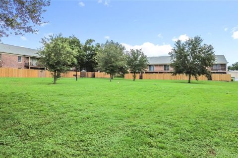 Condo in Casselberry, Florida, 2 bedrooms  № 1908801 - photo 17