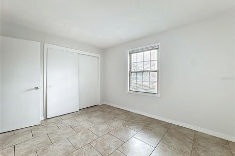 Condo in Casselberry, Florida, 2 bedrooms  № 1908801 - photo 10