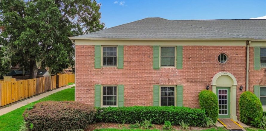Condo in Casselberry, Florida, 2 bedrooms № 1908801