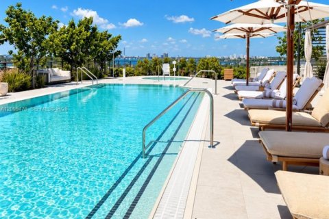 Copropriété à louer à Bay Harbor Islands, Floride: 2 chambres, 117.71 m2 № 2387894 - photo 6