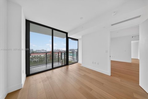 Copropriété à louer à Bay Harbor Islands, Floride: 2 chambres, 117.71 m2 № 2387894 - photo 22