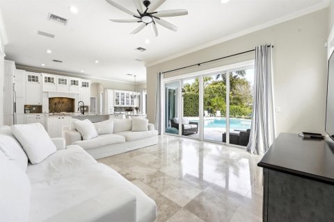 Casa en venta en Boca Raton, Florida, 5 dormitorios, 366.03 m2 № 2192142 - foto 18