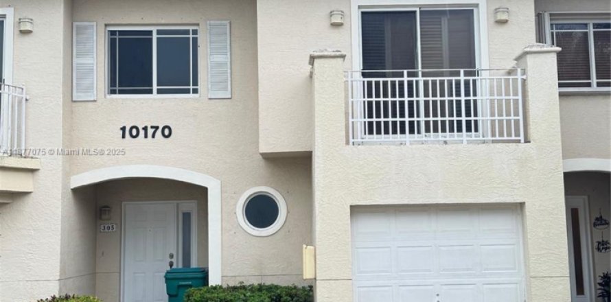 Touwnhouse à Miami, Floride 3 chambres, 148.64 m2 № 1923911