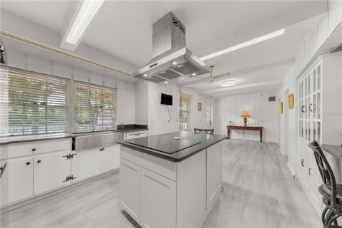 Villa ou maison à vendre à Ocala, Floride: 5 chambres, 377.55 m2 № 2358814 - photo 11
