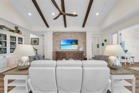 Condominio en venta en Bradenton, Florida, 3 dormitorios, 274.99 m2 № 2419652 - foto 13