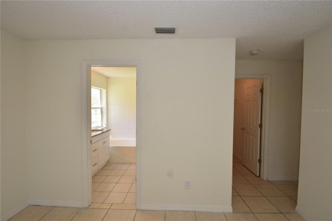 House in Palm Coast, Florida 4 bedrooms, 181.44 sq.m. № 1884085 - photo 20