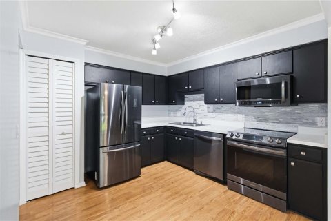 Купить кондоминиум в Орландо, Флорида 9 комнат, 100.33м2, № 2148783 - фото 18
