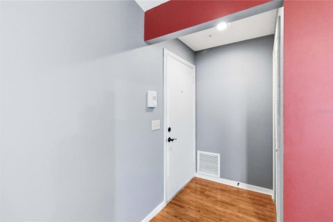 Купить кондоминиум в Орландо, Флорида 9 комнат, 100.33м2, № 2148783 - фото 7