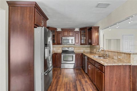 Villa ou maison à vendre à Saint Petersburg, Floride: 3 chambres, 184.32 m2 № 2339802 - photo 9