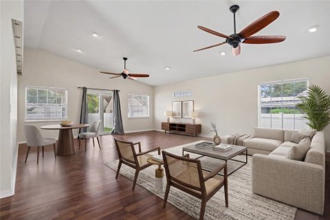 Villa ou maison à vendre à Saint Petersburg, Floride: 3 chambres, 184.32 m2 № 2339802 - photo 16