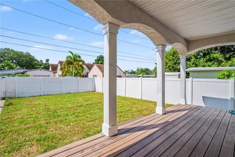 Villa ou maison à vendre à Saint Petersburg, Floride: 3 chambres, 184.32 m2 № 2339802 - photo 29