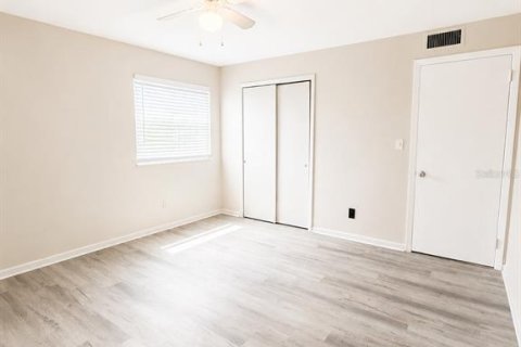Condominio en alquiler en Saint Petersburg, Florida, 2 dormitorios, 78.13 m2 № 2230327 - foto 7
