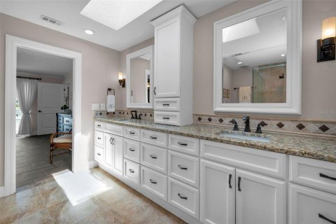 Villa ou maison à vendre à Saint Petersburg, Floride: 4 chambres, 236.62 m2 № 1876077 - photo 25