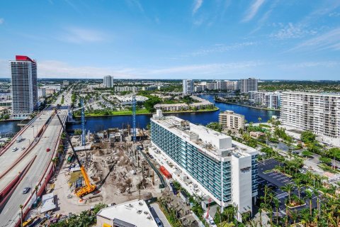 Condo in Hollywood, Florida, 1 bedroom № 1994040 - photo 6