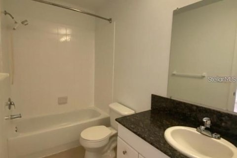 Adosado en alquiler en Kissimmee, Florida, 3 dormitorios, 140.47 m2 № 1813738 - foto 9