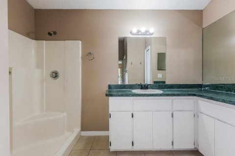House in Land O' Lakes, Florida 3 bedrooms, 100.24 sq.m. № 2403421 - photo 11