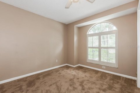 House in Land O' Lakes, Florida 3 bedrooms, 100.24 sq.m. № 2403421 - photo 12