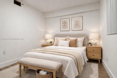 Condominio en venta en Hollywood, Florida, 2 dormitorios, 69.4 m2 № 2063838 - foto 14