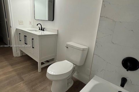 Condominio en venta en Hollywood, Florida, 2 dormitorios, 69.4 m2 № 2063838 - foto 5