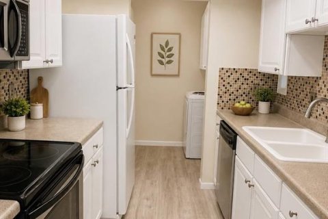 Copropriété à louer à Orlando, Floride: 3 chambres, 106.47 m2 № 2398874 - photo 4