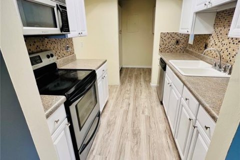 Copropriété à louer à Orlando, Floride: 3 chambres, 106.47 m2 № 2398874 - photo 18